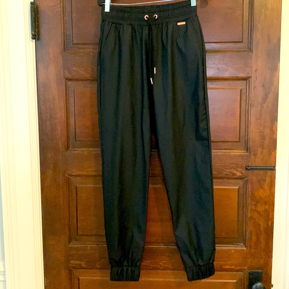 Black sweaty Betty joggers